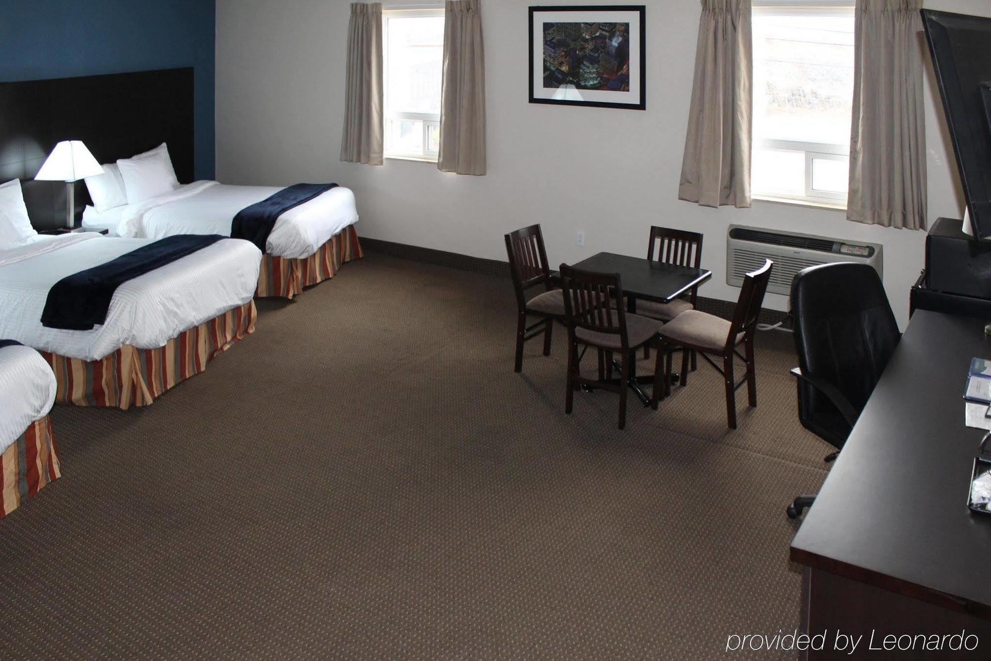 Econo Lodge Sudbury Exterior photo