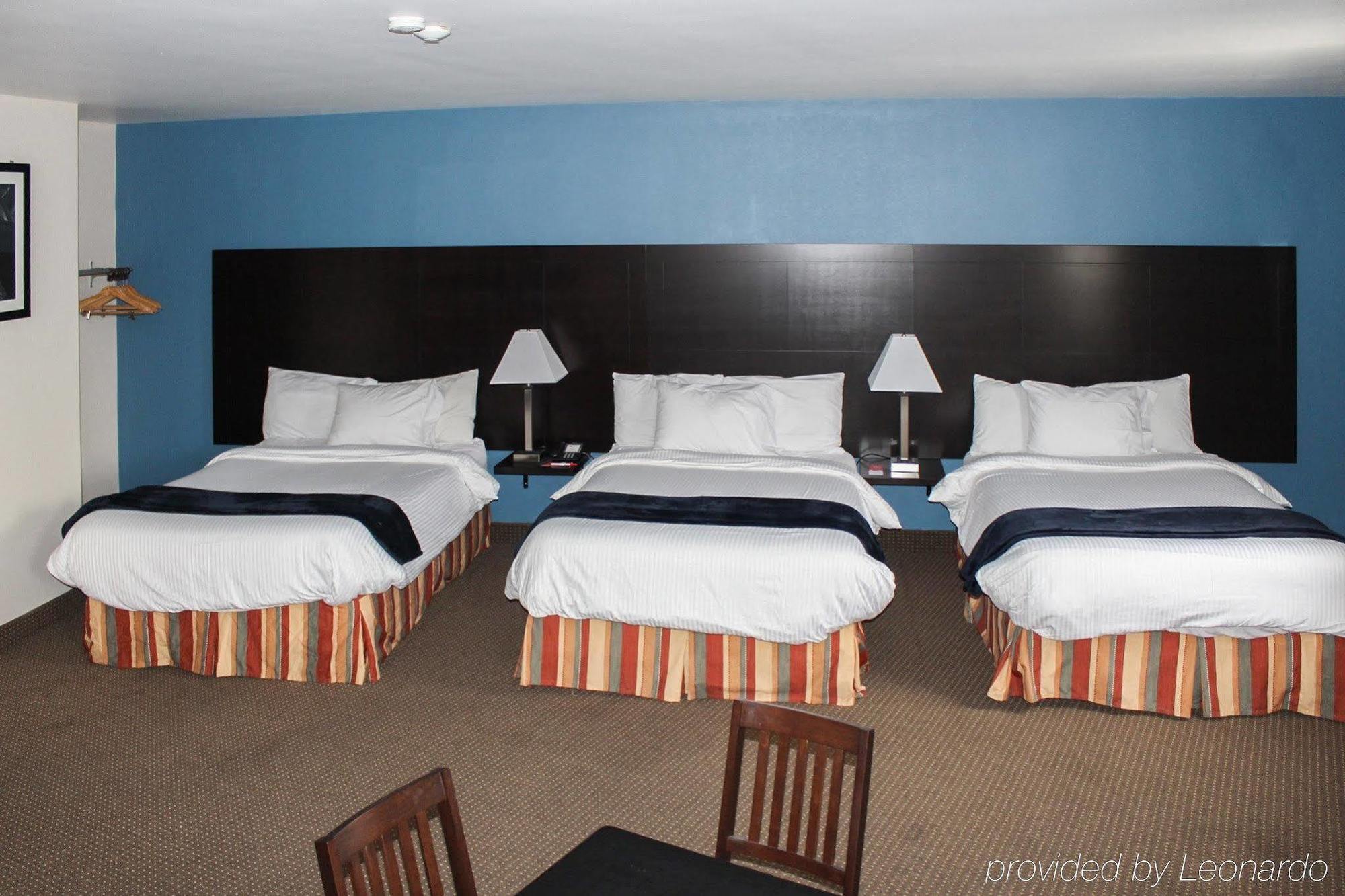 Econo Lodge Sudbury Exterior photo